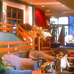 Le Montana Hotel La Tania