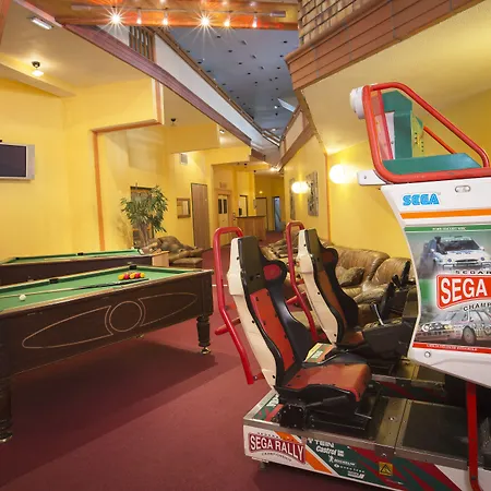 Le Montana Hotel