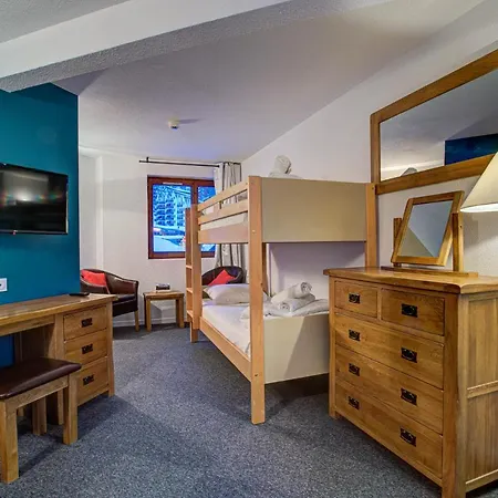 Le Montana Hotel 3*