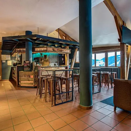 Le Montana Hotel 3*